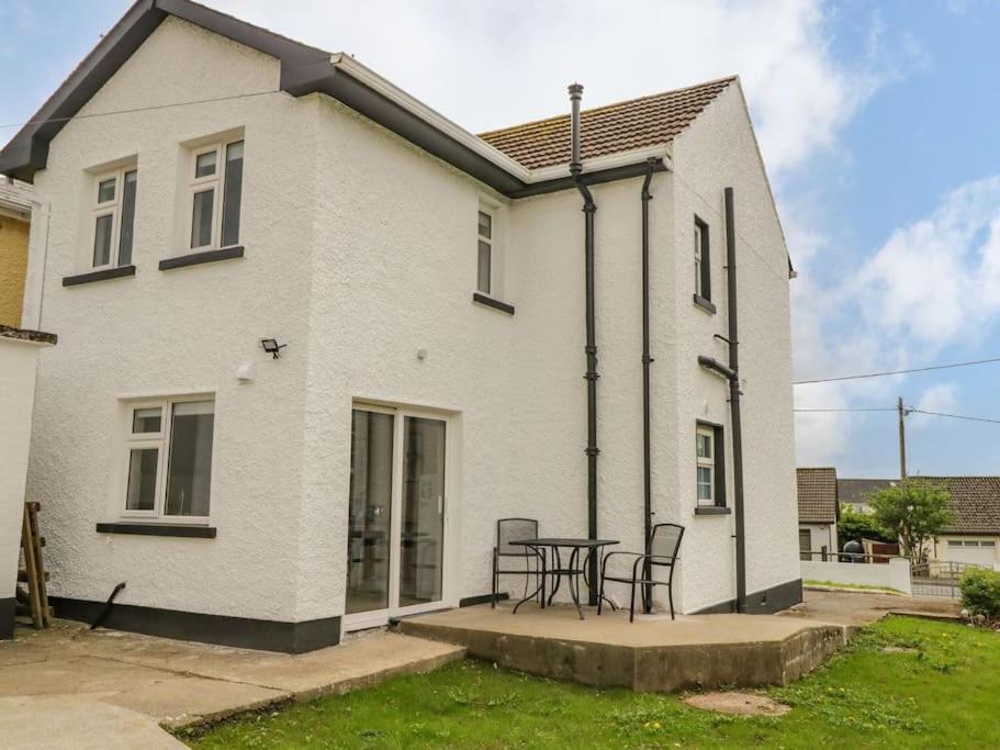 Beautiful Cottage With Gardens, Patio & Fireplace Dromahair Exterior foto